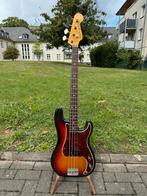 Squier Precision Bass 1982 3-Tone Sunburst, Musique & Instruments, Instruments à corde | Guitares | Basses, Enlèvement, Utilisé