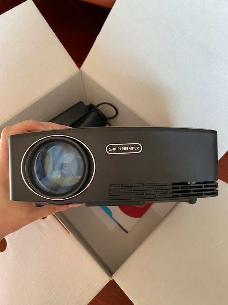 VideoProjecteur simplebeamer, TV, Hi-fi & Vidéo, Projecteurs vidéo, Comme neuf, LED, Full HD (1080), Enlèvement