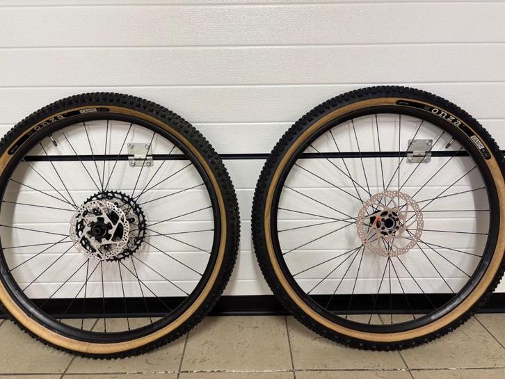 Wielset Stan's NoTubes Crest S2 - tubeless ready voor Lefty, Fietsen en Brommers, Fietsonderdelen, Gebruikt, Mountainbike, Wiel