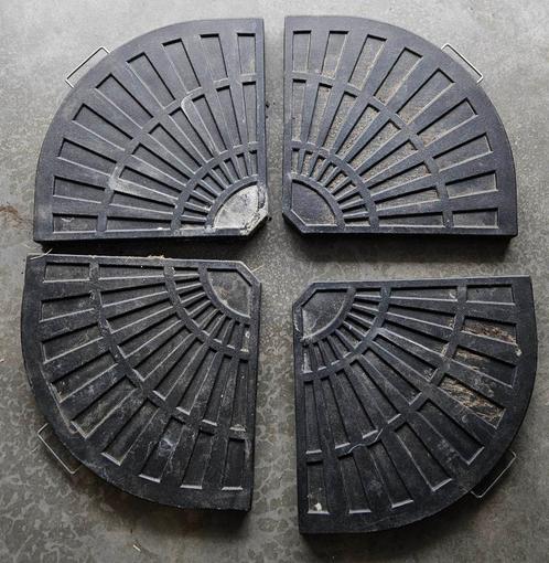 4 gewogen tegels (14 kg per plaat) voor offsetparaplu, Tuin en Terras, Parasols, Gebruikt, Parasolvoet, Minder dan 1 meter, Ophalen