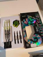 ONE80 Chameleon Ruby, Sport en Fitness, Darts, Ophalen, Gebruikt, Pijlen