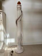 Mooi staande lamp, Ophalen