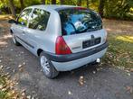 RENAULT CLIO 2 1200 131.000 KMS / 5060 AUVELAIS, Auto's, Voorwielaandrijving, Stof, Zwart, 4 cilinders