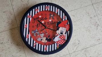 Horloge 3D géante Minnie Mouse - en parfait état