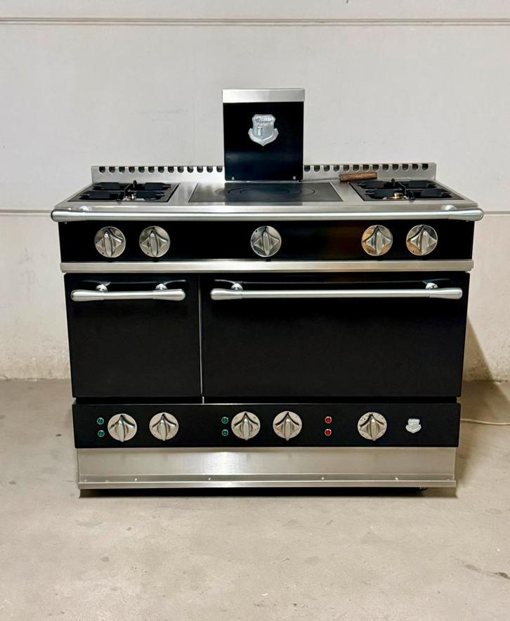Luxe Gasfornuis Delaubrac met 2 Elektrische Ovens, Elektronische apparatuur, Fornuizen, Zo goed als nieuw, Vrijstaand, Gas, 5 kookzones of meer