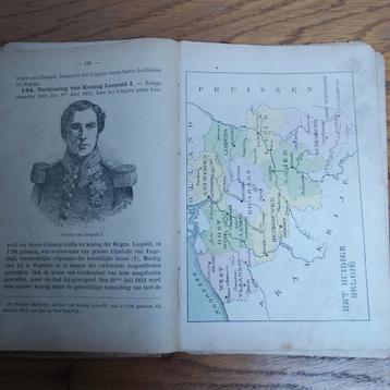 Antiek geschiedenisboek van België 1910. beschikbaar voor biedingen