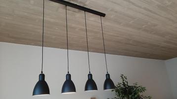 Zwarte hanglamp Eglo Priddy met 4 lichtbronnen beschikbaar voor biedingen