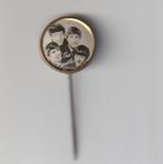 Beatles, speldje / pin 1960's, Verzenden, Zo goed als nieuw, Pop, Beeldje of Miniatuur