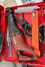 Hilti reciprozaag met metaal zaagblaadjes extra, Doe-het-zelf en Bouw, Gereedschap | Zaagmachines, Ophalen, Gebruikt, Reciprozaag