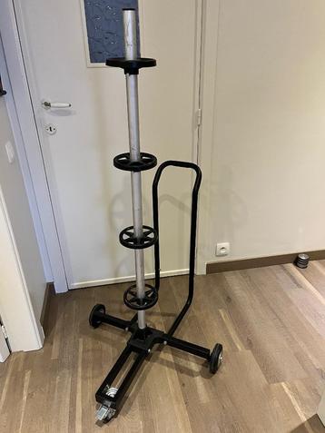 Velgenboom op wieltjes beschikbaar voor biedingen