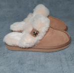 Casa mia/pantoffels/wol/nieuw/ maat 36-37, Kleding | Dames, Beige, Nieuw, Ophalen of Verzenden, Van haren
