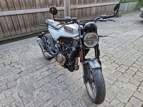 Husqvarna Vitpilen 401 2020 - 6.136 km, Motoren, Motoren | Husqvarna, Particulier, Naked bike, 12 t/m 35 kW, 1 cilinder, Ophalen