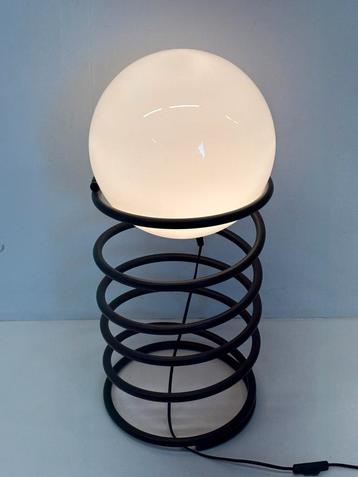 Vintage lamp van Woja beschikbaar voor biedingen