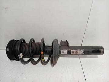 VEERPOOT RECHTS VOOR Volkswagen Tiguan (AD1) (5QF412021GN) beschikbaar voor biedingen