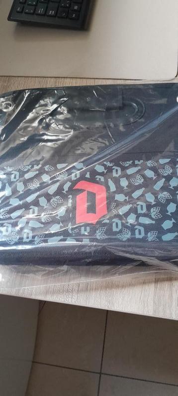 DUVEL plooibox beschikbaar voor biedingen