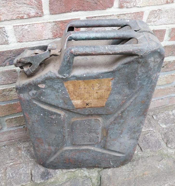 Jerrycan, Verzamelen, Militaria | Tweede Wereldoorlog, Ophalen of Verzenden