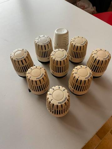 Thermostaatkranen radiator beschikbaar voor biedingen