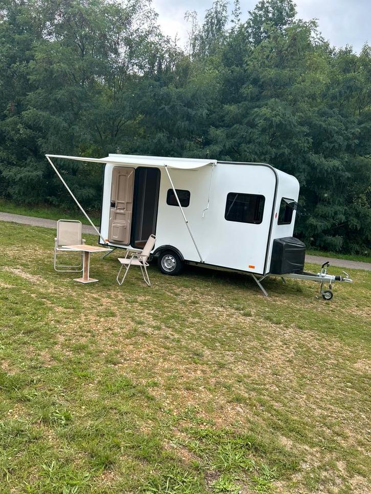 ! NIEUW ! Caravan 4persoons -750kg (B-rijbewijs), Caravans en Kamperen, Caravans, Particulier, tot en met 4, 500 - 750 kg, Treinzit