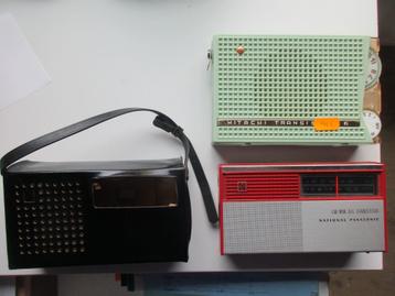 HITACHI TH-667 en NATIONAL R-2079L. JAPAN.  beschikbaar voor biedingen