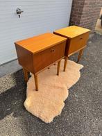 2 vintage nachtkastjes, Antiek en Kunst, Curiosa en Brocante, Ophalen of Verzenden