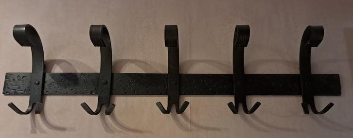 Mooie smeedijzeren wandkapstok, Huis en Inrichting, Woonaccessoires | Kapstokken, Zo goed als nieuw, Wandkapstok, Metaal, Ophalen