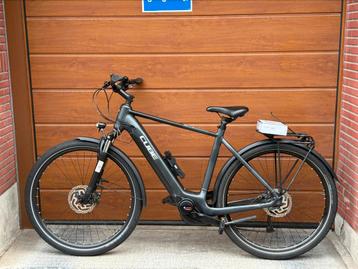Cube Touring elektrische fiets — Bosch Performance Line beschikbaar voor biedingen