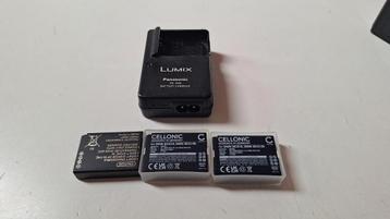 LUMIX BATTERIJLADER & 3 Li-Ion batterijtjes beschikbaar voor biedingen