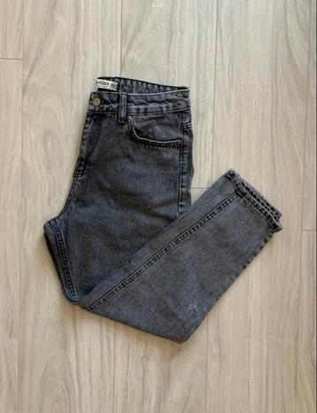 Pantalon femme chaud hiver – T38 – excellent état – 10€ beschikbaar voor biedingen