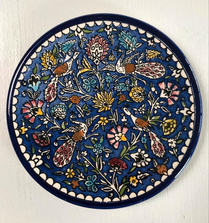 porseleinen wanddecoratie / tafeldecoratie 13 cm diameter, Antiek en Kunst, Antiek | Wandborden en Tegels, Ophalen of Verzenden