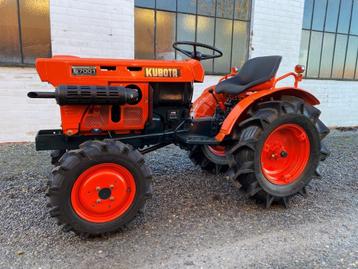 Minitraktor Kubota B7001 - garantie - MICROTRACTORS.COM beschikbaar voor biedingen