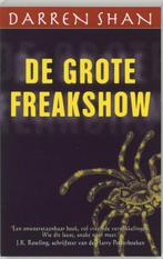 DE GROTE FREAKSHOW - Darren Shan, Comme neuf, Enlèvement ou Envoi