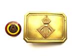 Leopold III Riemgesp en badge  knoopsgat, Verzamelen, Militaria | Algemeen, Embleem of Badge, Overige soorten, Ophalen of Verzenden