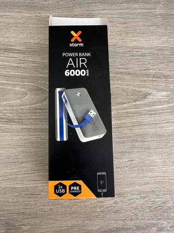 Xtorm / Travel Powerbank - 6000mAh - Reisformaat - Grijs beschikbaar voor biedingen