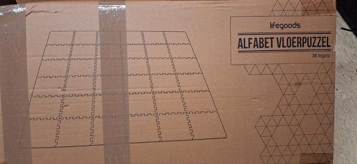 Babyuitzet in zeer goede staat te koop!, Kinderen en Baby's, Kinderspulletjes, Ophalen