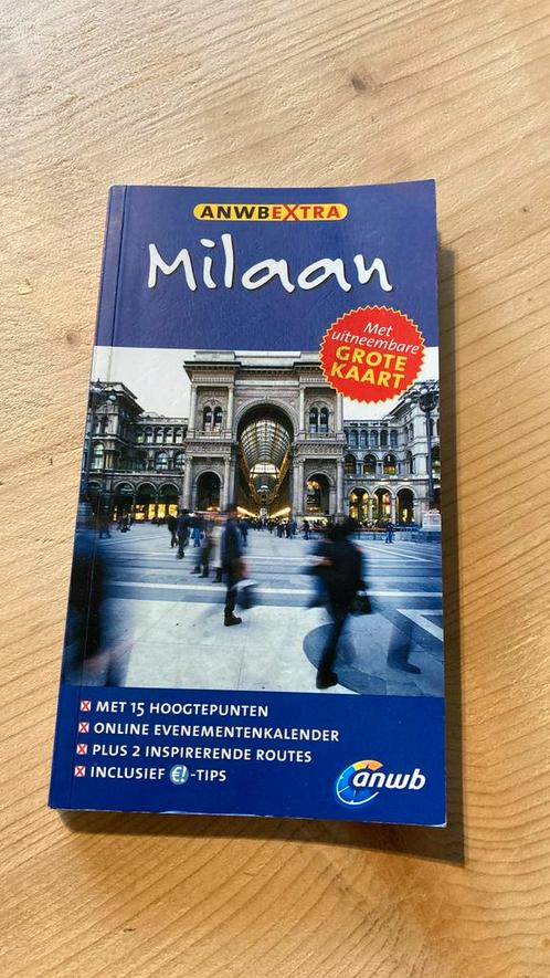 Milaan, Livres, Guides touristiques, Comme neuf, Vendu en Flandre, pas en Wallonnie, Enlèvement