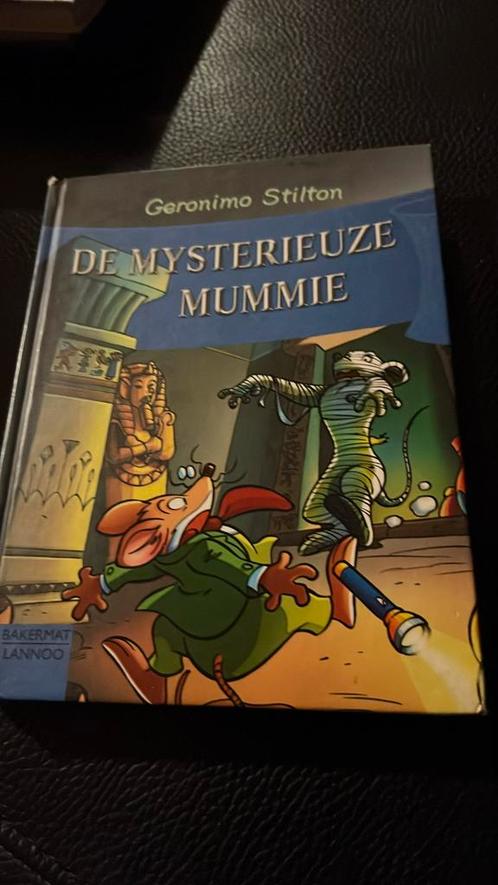 Geronimo Stilton - De mysterieuze mummie, Livres, Livres pour enfants | Jeunesse | Moins de 10 ans, Comme neuf, Enlèvement ou Envoi
