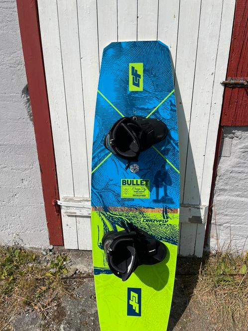 Wakeboard Crazyfly + chausson Obrien GTX pro series (44-46), Watersport en Boten, Wakeboarden, Zo goed als nieuw, Ophalen