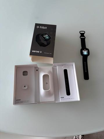 Fitbit Versa 3 beschikbaar voor biedingen