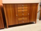Dressoir in uitstekende staat, Huis en Inrichting, Ophalen, 100 tot 150 cm, 25 tot 50 cm, Overige houtsoorten