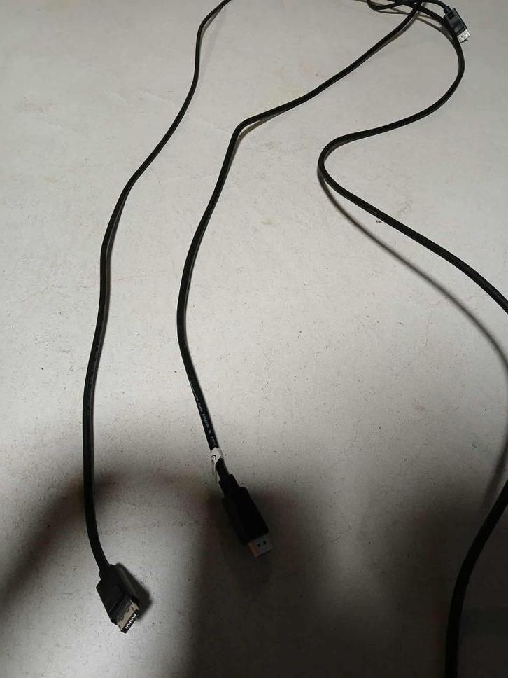 display port kabels, Computers en Software, Pc- en Netwerkkabels, Gebruikt, Ophalen of Verzenden