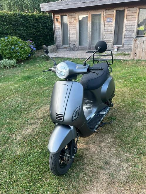 Gts toscane B klasse, Fietsen en Brommers, Brommers | Vespa, Zo goed als nieuw, Klasse B (45 km/u), Ophalen