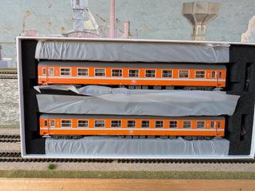 Lsmodels 42165 NMBS SNCB | Set van 2 I4 Rijtuigen | C1 Kleur beschikbaar voor biedingen