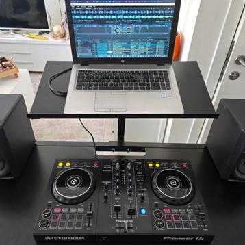 Volledige pioneer DJ set | perfect voor de 'DJ in opleiding', Muziek en Instrumenten, Dj-sets en Draaitafels, Ophalen, Nieuw, Dj-set