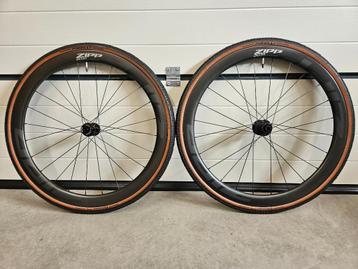 Zipp 303 S carbon wielset + ev. Pirelli banden (alles zgan) beschikbaar voor biedingen