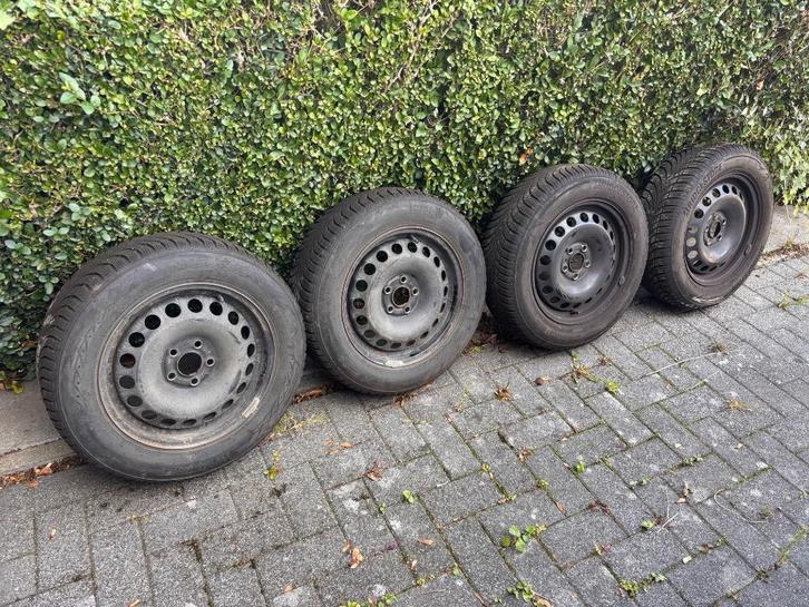 Kit pneus hiver 185/65 R15 + jantes tole, Autos : Pièces & Accessoires, Pneus & Jantes, Pneu(s), Pneus hiver, 15 pouces, 185 mm