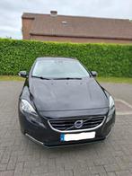 Volvo V40 zwart metallic, Auto's, Volvo, Voorwielaandrijving, Stof, 4 cilinders, Zwart