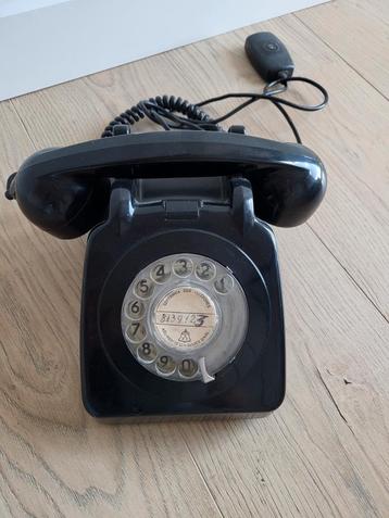 Oude telefoon uit Portugal