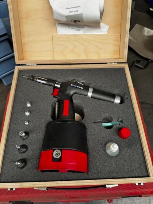 BLINDKLINKMOERTANG (2 STUKS ), Doe-het-zelf en Bouw, Gereedschap | Handgereedschap, Zo goed als nieuw, Ophalen