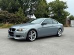 Bmw 320i 2007 coupé 225 000 km à l'export et au négoce, Autos, BMW, Achat, Entreprise, Boîte manuelle, Essence