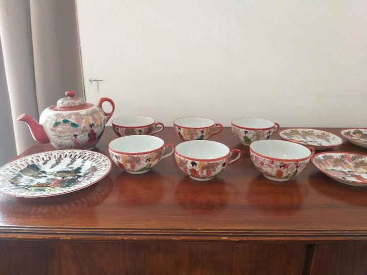 Service à thé Kutani vintage en porcelaine coquille d'œuf, Maison & Meubles, Cuisine | Vaisselle, Utilisé, Tasse(s) et/ou soucoupe(s)